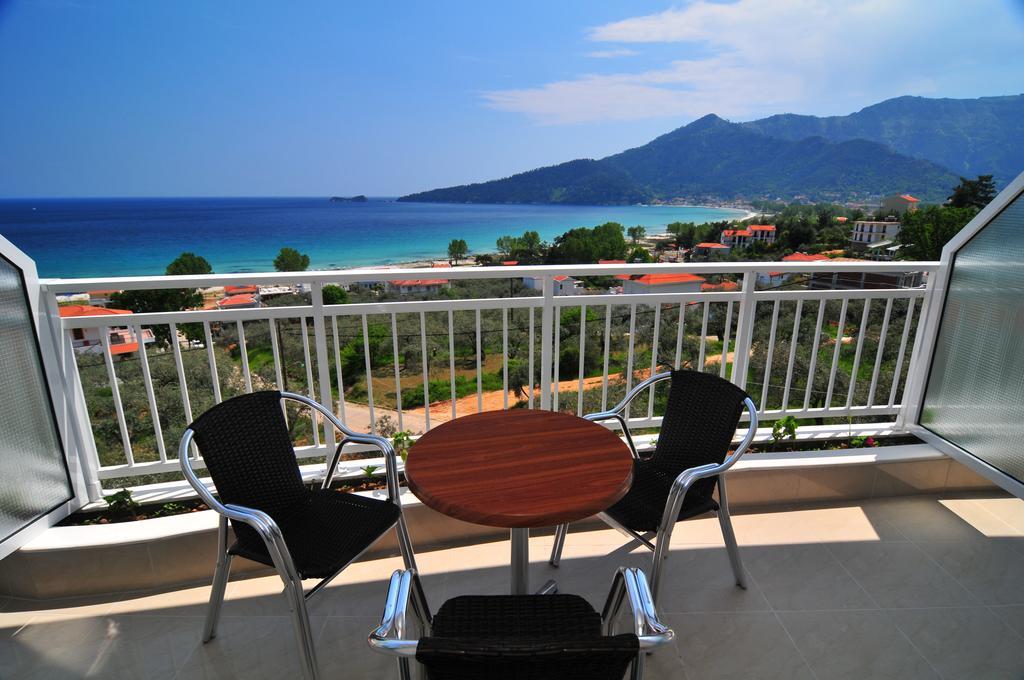 Hotel Emerald Chrysi Ammoudia Bagian luar foto