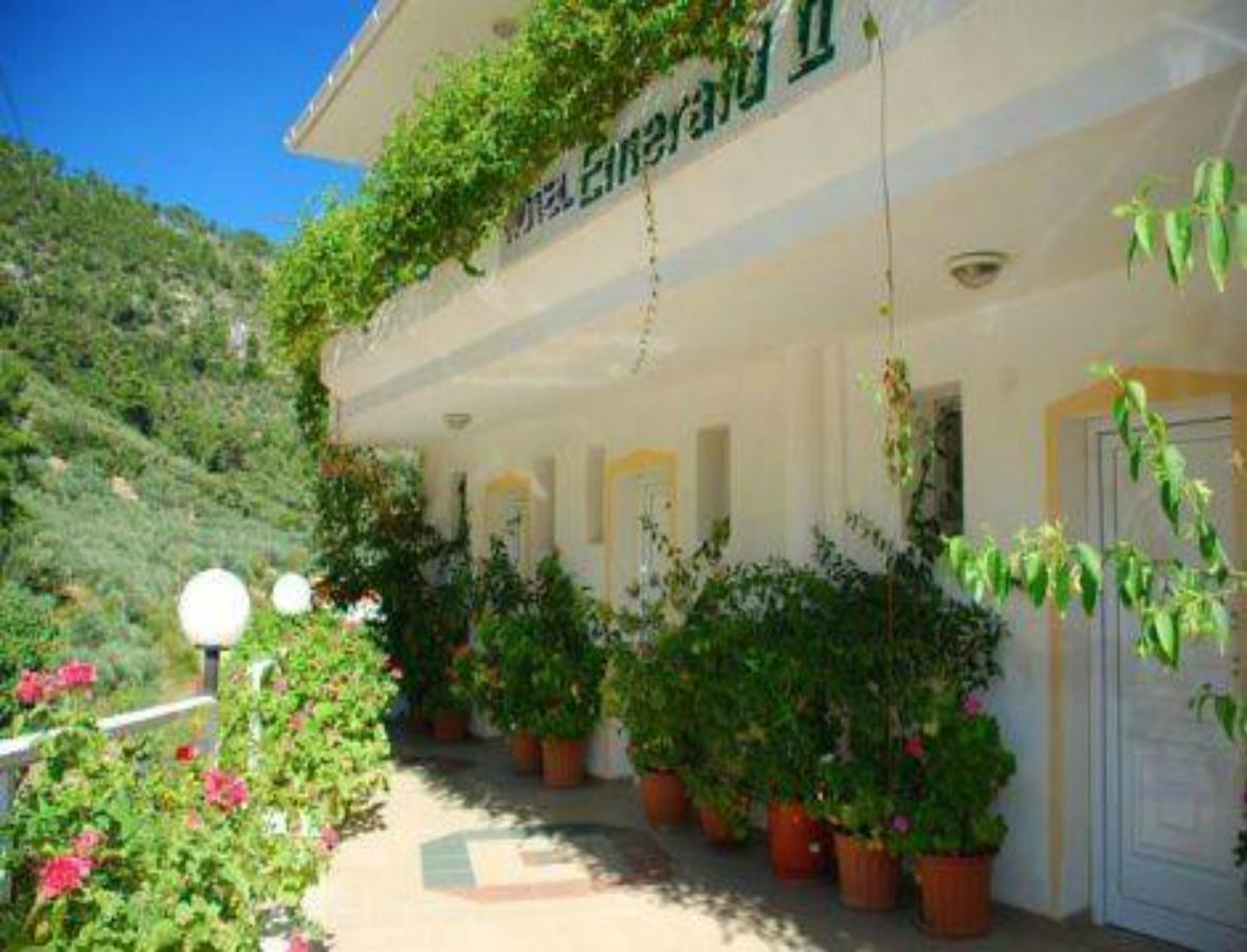 Hotel Emerald Chrysi Ammoudia Bagian luar foto