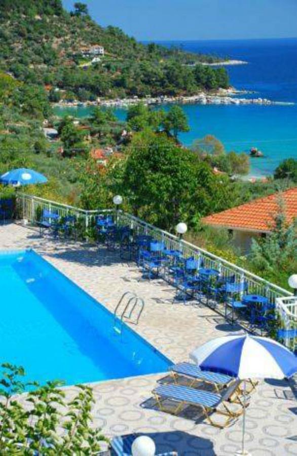 Hotel Emerald Chrysi Ammoudia Bagian luar foto