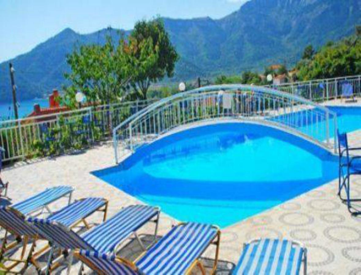 Hotel Emerald Chrysi Ammoudia Bagian luar foto